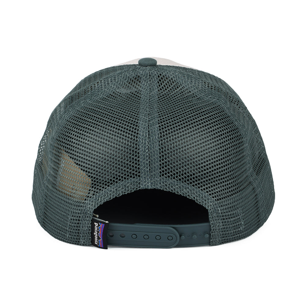 Gorra Trucker P-6 Logo LoPro de algodón orgánico de Patagonia - Blanco-Bosque Claro