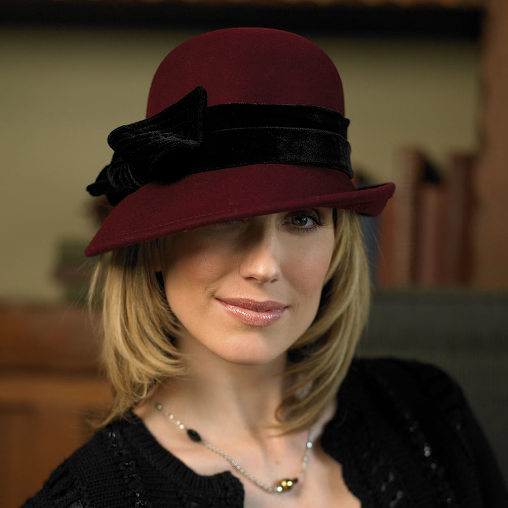 Sombrero Cloche mujeres Madeline de fieltro de lana con cinta de terciopelo de Scala - Burdeos