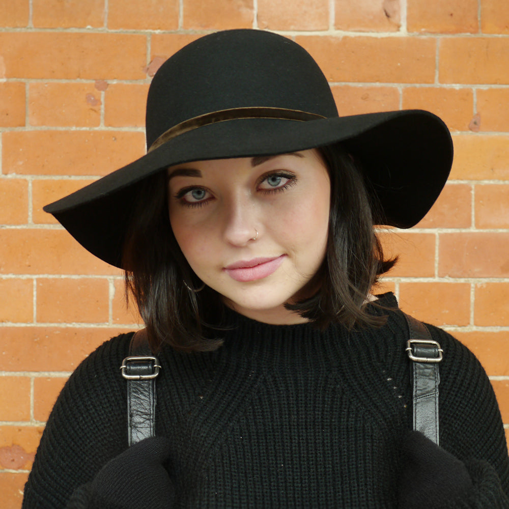 Sombrero Vintage de ala ancha flexible de Sur la tête
