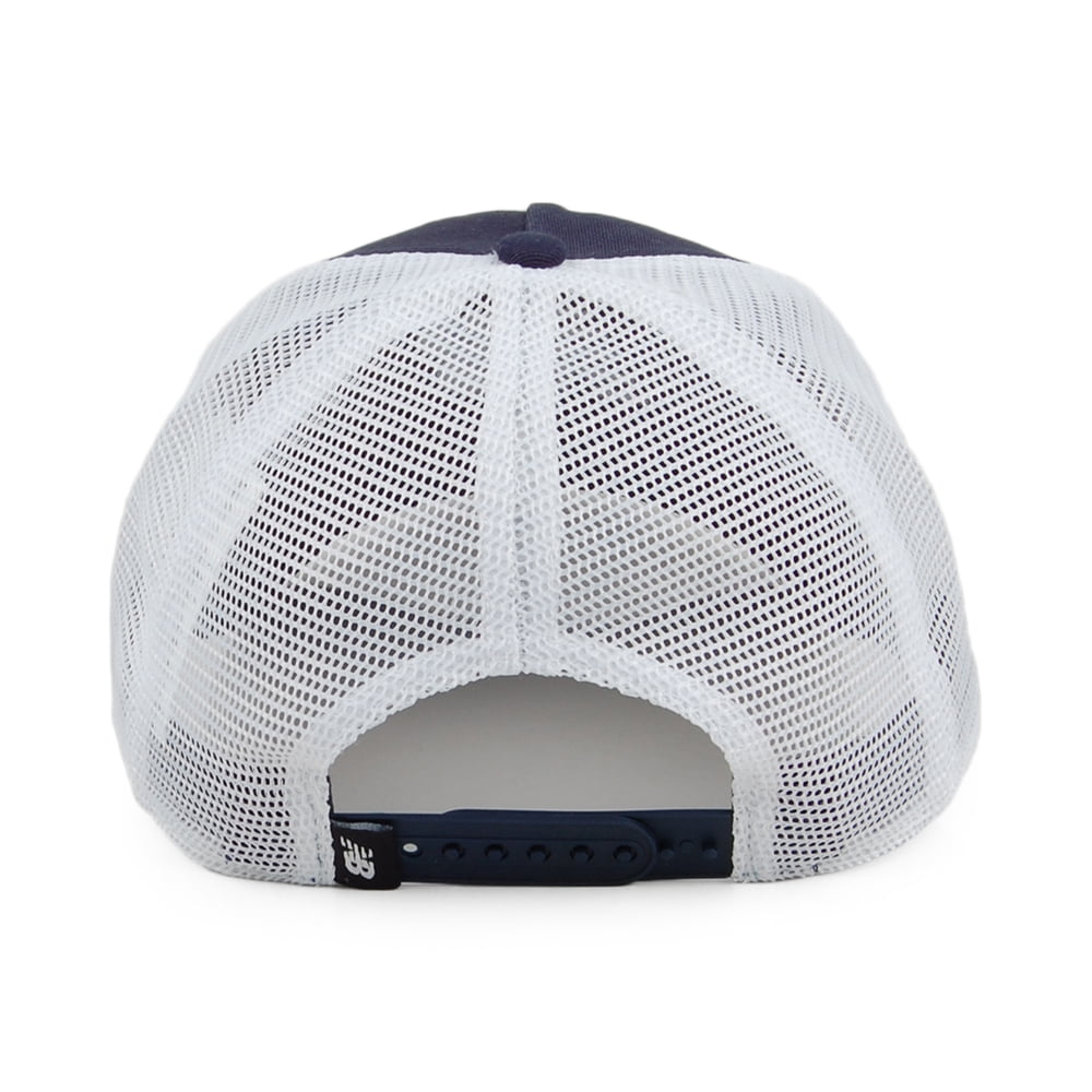 Gorra Trucker Sport Essentials de New Balance - Azul Marino