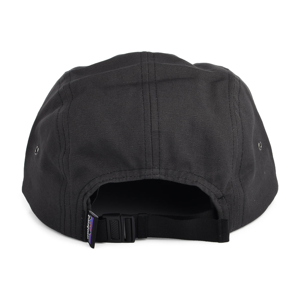 Gorra 5 paneles P-6 Label Maclure de algodón orgánico de Patagonia - Negro