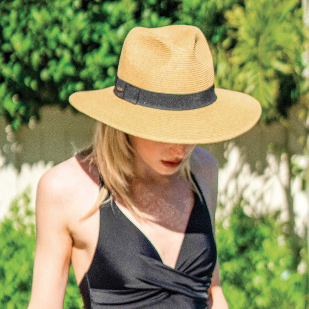 Sombrero Fedora Helena de ala ancha de Scala - Tostado