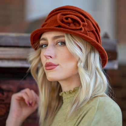 Sombrero Cloche de lana con roseta de Scala - Rojo Óxido
