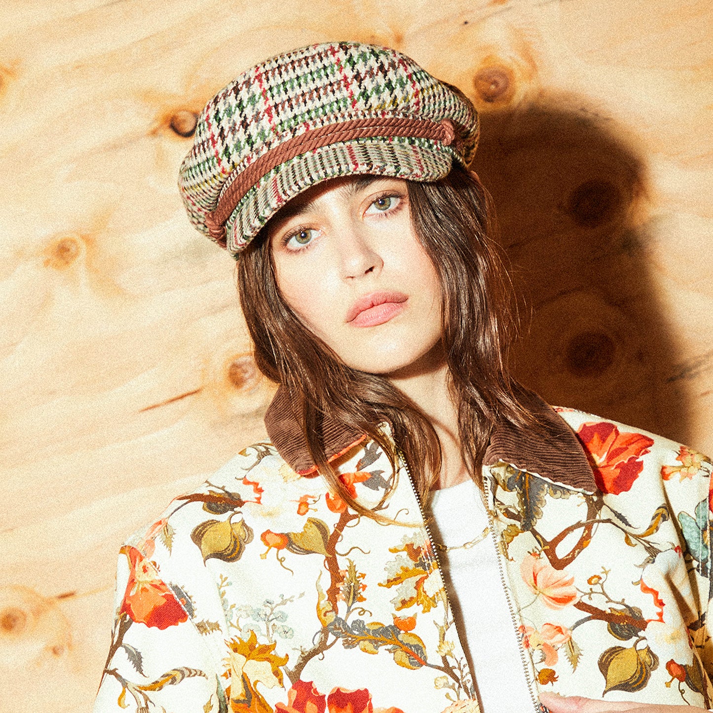 Gorra marinera pata de gallo de Brixton - Arena-Rojo-Verde Musgo