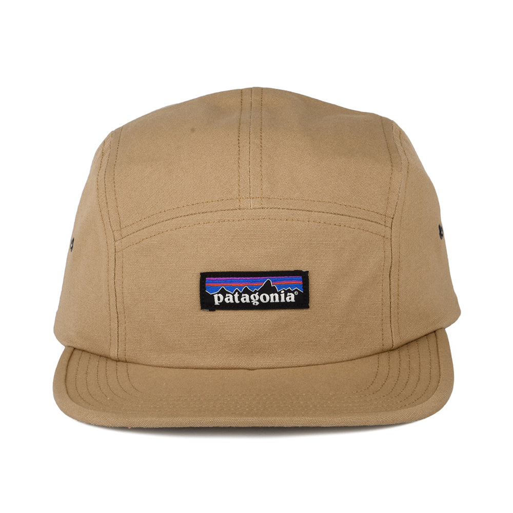 Gorra 5 paneles P-6 Label Maclure de algodón orgánico de Patagonia - Arena del Desierto