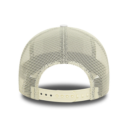 Gorra Trucker A-Frame NE Summer Saint-Tropez de New Era - Blanco-Blanco Roto