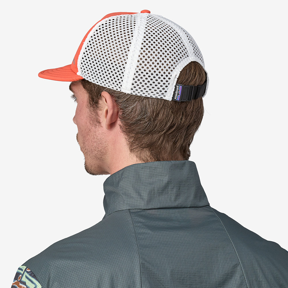 Gorra Trucker Duckbill Shorty reciclado de Patagonia - Rojo Chile-Blanco