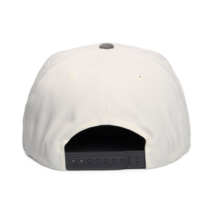 Gorra Snapback Oath III de Brixton - Blanco Roto-Antracita