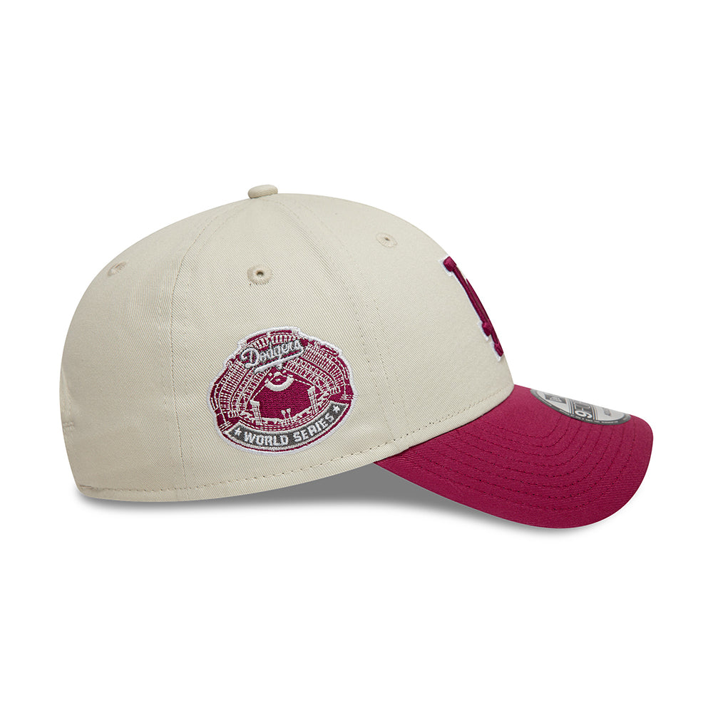 Gorra de béisbol 9FORTY - MLB World Series Patch L.A. Dodgers de New Era - Blanco Marfil-Rojo Cereza