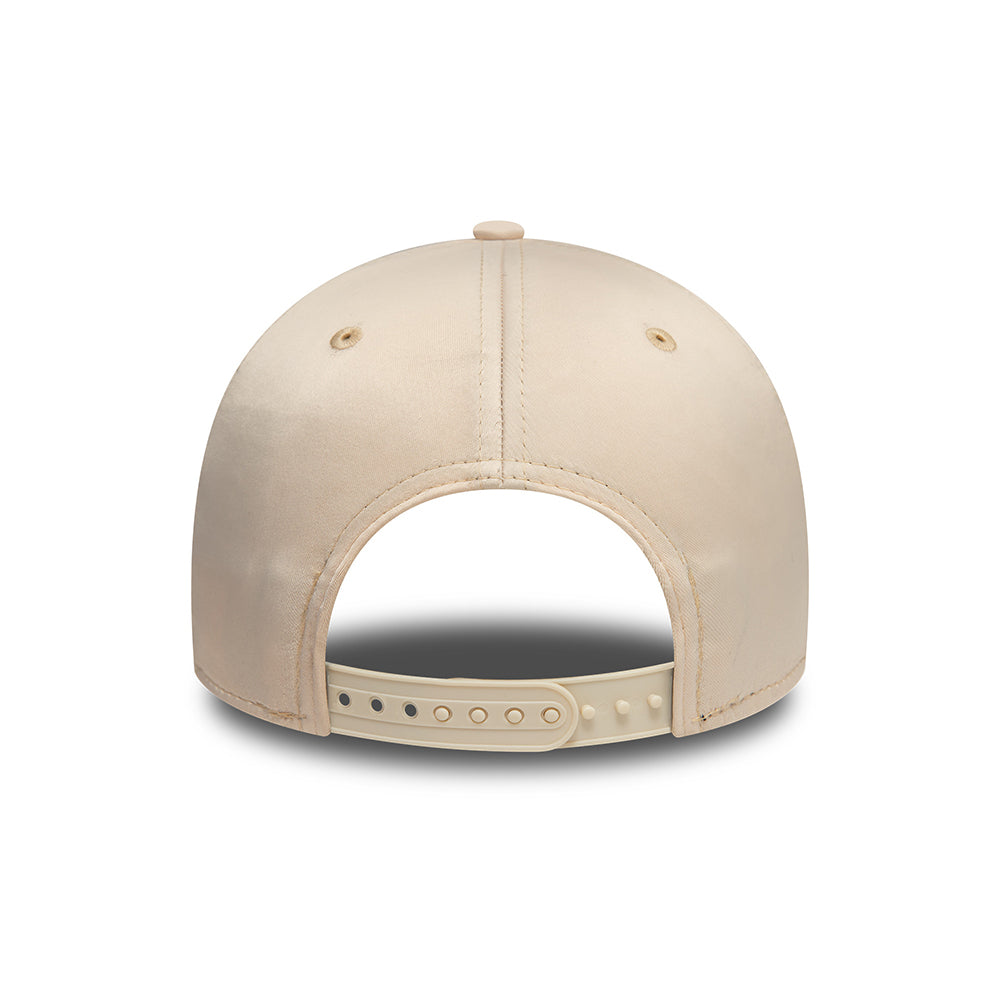 Gorra de béisbol 9FORTY MLB Satin L.A. Dodgers para mujeres de New Era - Piedra