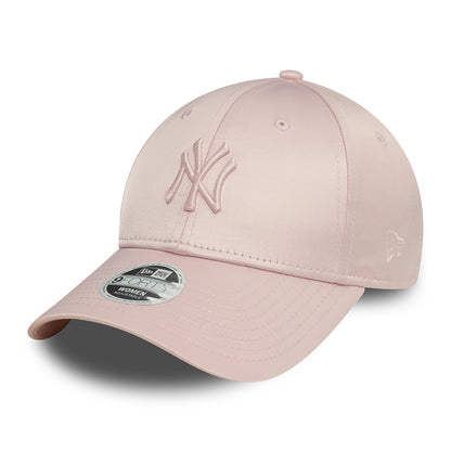 Gorra de béisbol 9FORTY MLB Satin New York Yankees para mujeres de New Era - Rubor