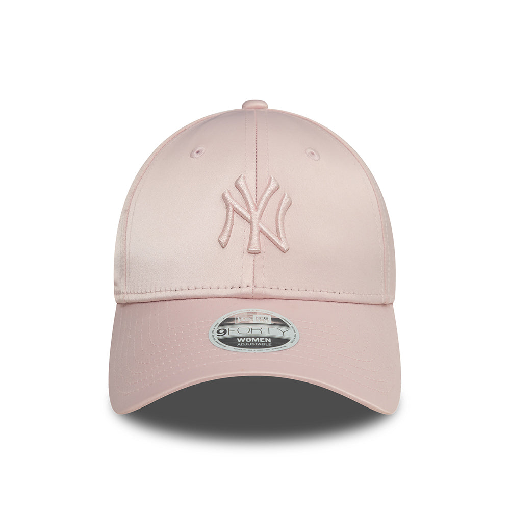 Gorra de béisbol 9FORTY MLB Satin New York Yankees para mujeres de New Era - Rubor