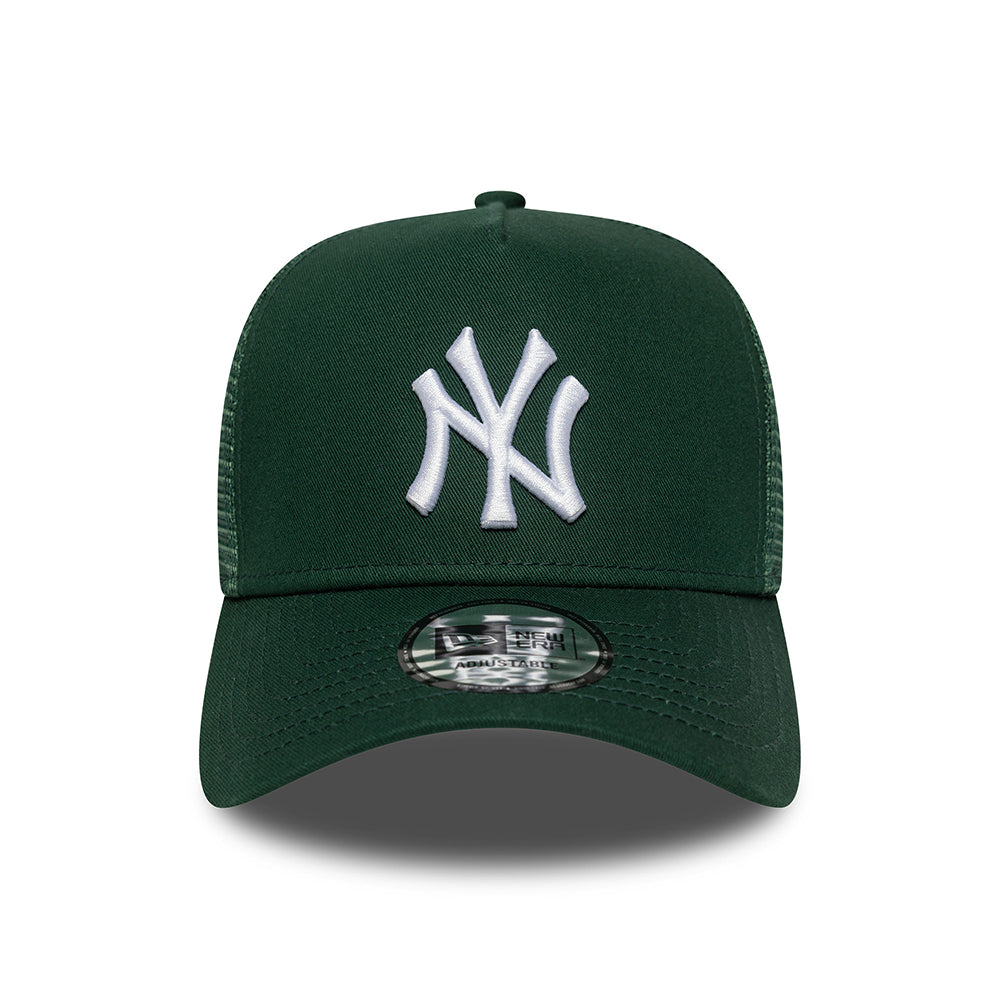 Gorra Trucker A-Frame MLB League Essential New York Yankees de New Era - Verde Oscuro-Blanco
