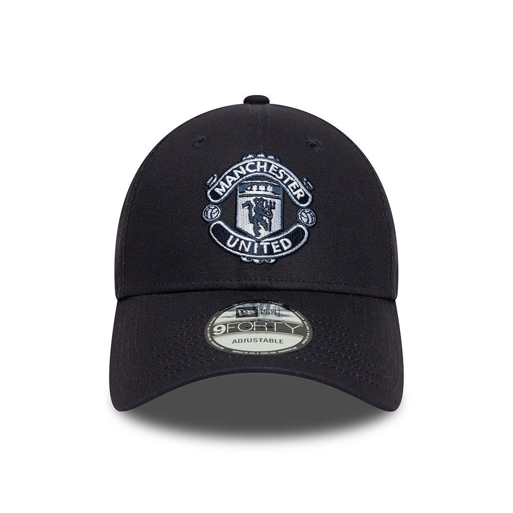 Gorra de béisbol 9FORTY de temporada Manchester United FC de New Era - Azul Marino sobre Azul Marino