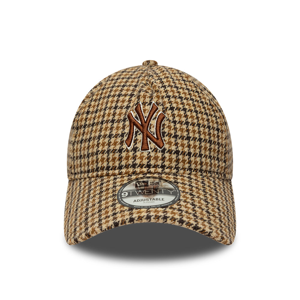 Gorra de béisbol 9TWENTY A-Frame MLB Pata de Gallo New York Yankees de New Era - Camel