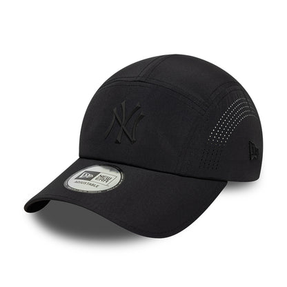 Gorra 5 paneles MLB Tech Midi Runner New York Yankees de New Era - Negro sobre Negro