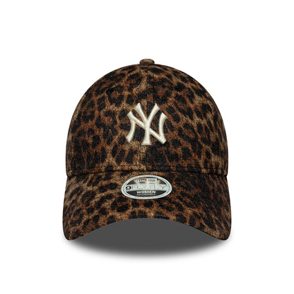 Gorra de béisbol 9FORTY MLB Cosy Leopard New York Yankees de New Era - Marrón Intenso