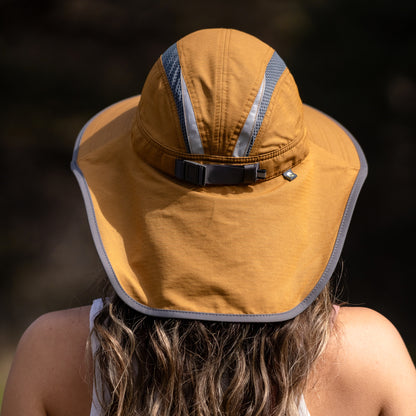 Sombrero de Sol Ultra Adventure resistente al agua de Sunday Afternoons - Siena-Tostado
