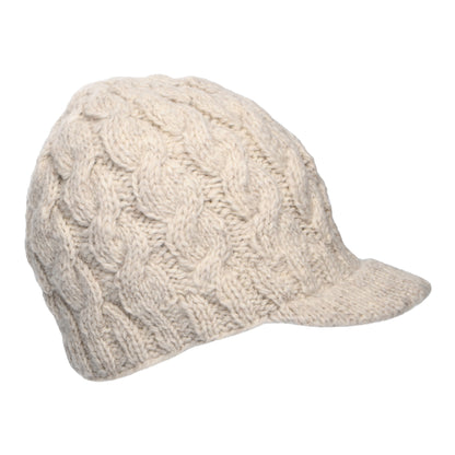 Gorro Beanie con visera de punto trenzado de Kusan - Avena