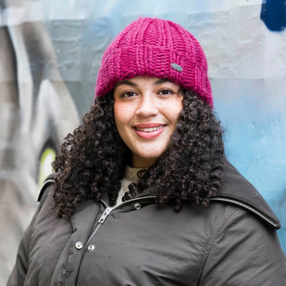 Gorro Beanie con vuelta Thick Rib de Kusan - Magenta