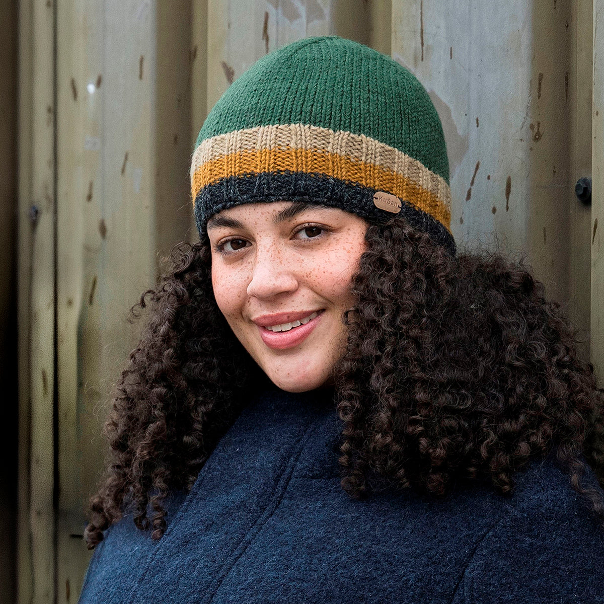 Gorro Beanie Hi Rib de Kusan - Verde-Camel
