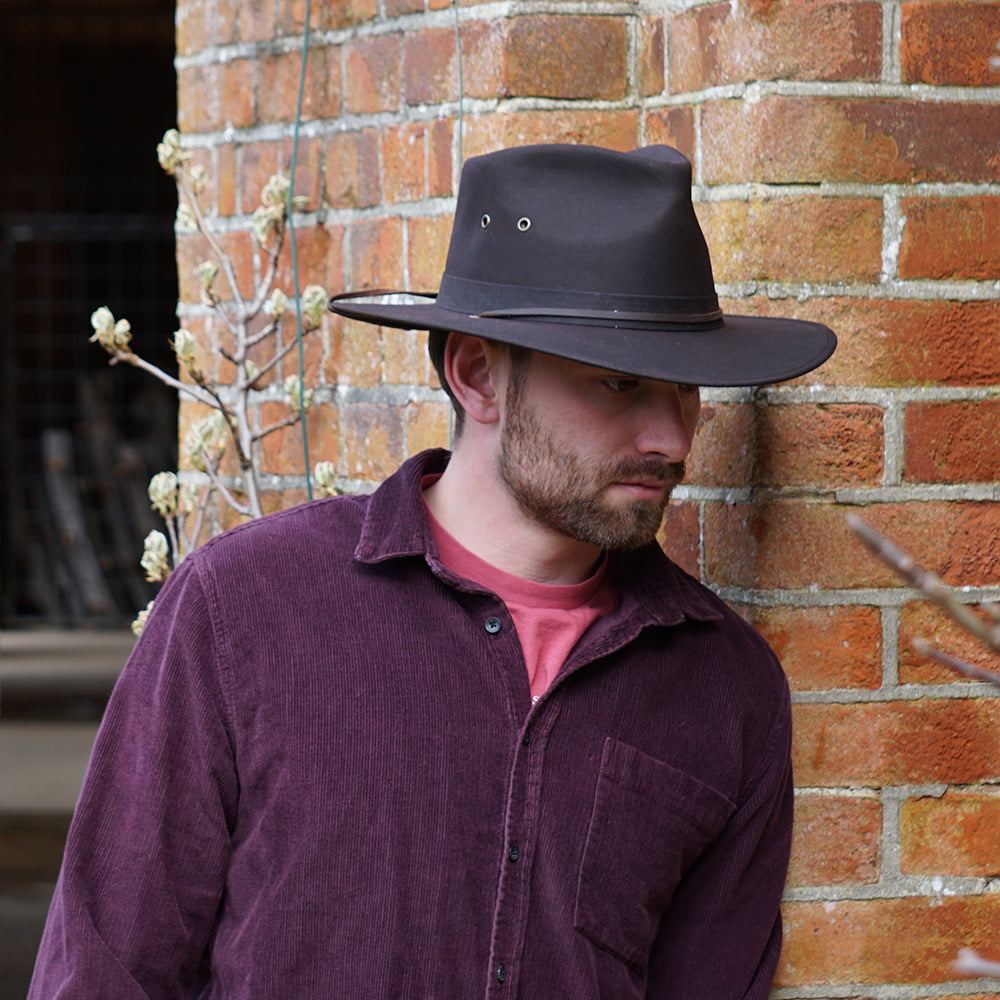 Sombrero impermeable Aussie de Jaxon & James Marrón al por mayor