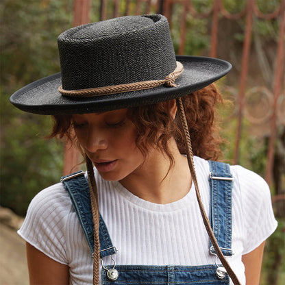 Sombrero Jesolo Gaucho de toyo con cordón ajustable trenzado de algodón de Scala - Negro