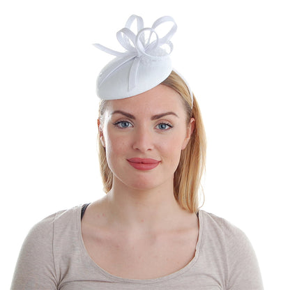 Tocado Pillbox Loralei de Failsworth - Blanco
