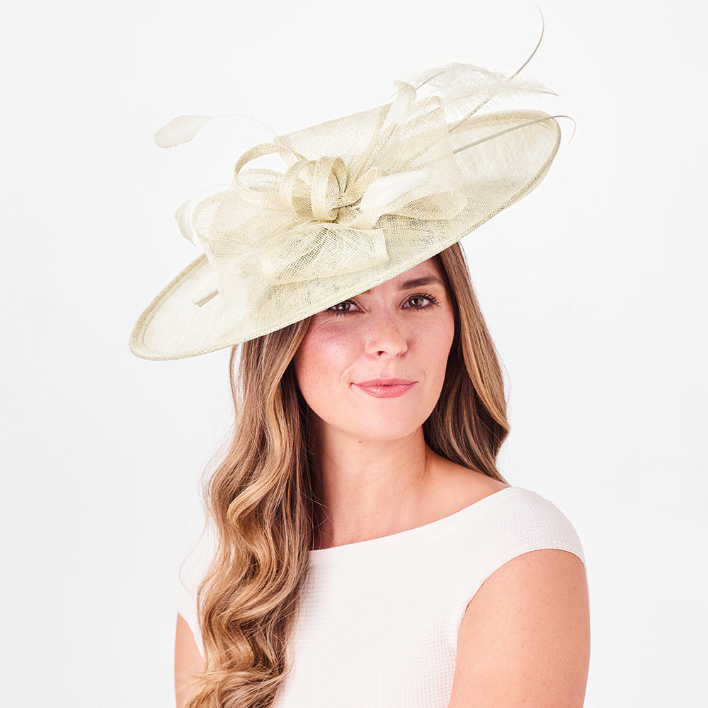 Tocado Linda Lazo Doble de Failsworth - Blanco Marfil