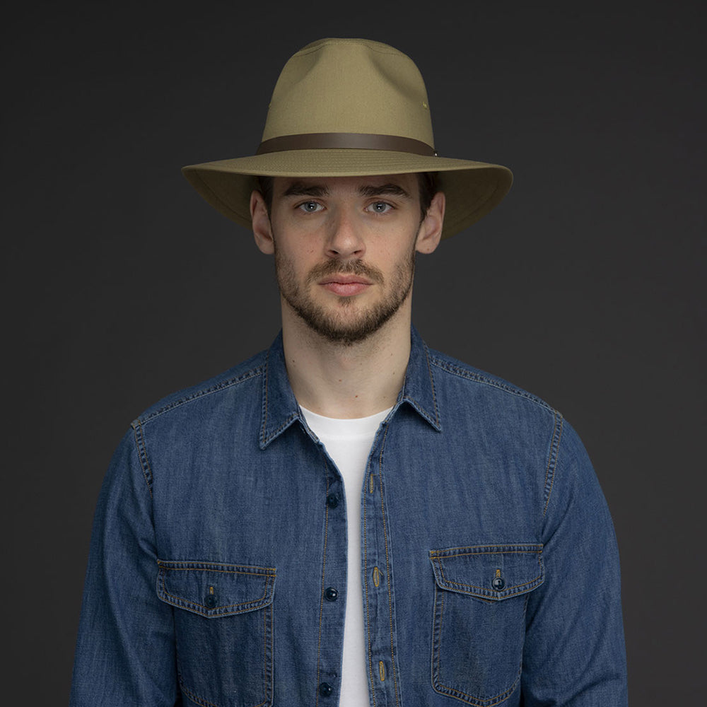 Sombrero Fedora Safari Dalton resistente al agua de Bailey - Beige Arena