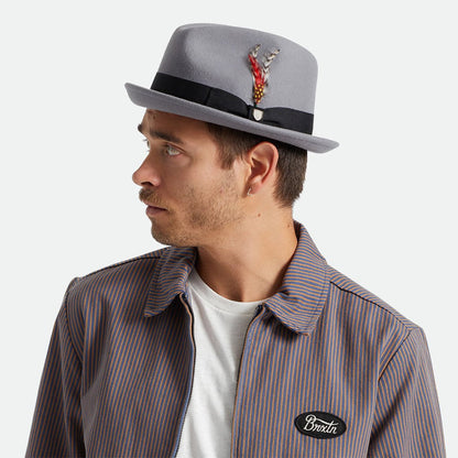 Sombrero Trilby Gain de fieltro de lana con cinta decorativa negra de Brixton - Gris