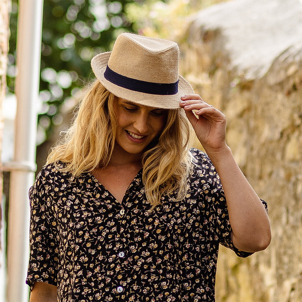 Sombrero Trilby de yute de Jaxon & James - Beige Arena