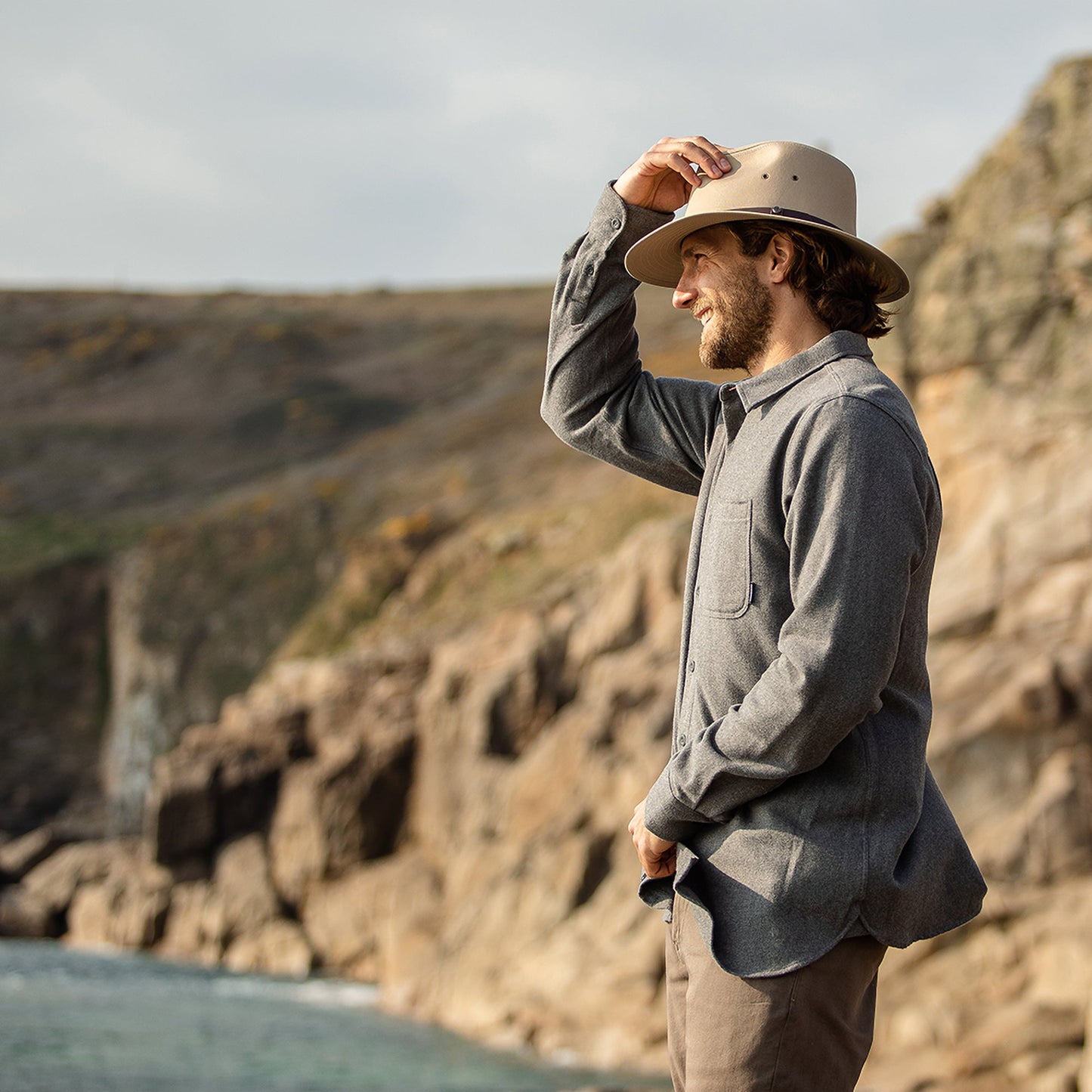 Sombrero Fedora de algodón Safari de Jaxon & James - Beige británico