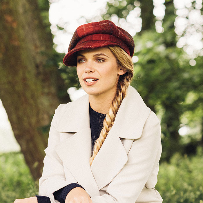 Gorra Baker Boy Gabby de Harris Tweed de Failsworth - Rojo
