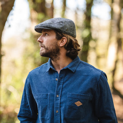 Gorra plana Kinloch de HARRIS TWEED diseño de espiga de Jaxon & James - Negro-Gris