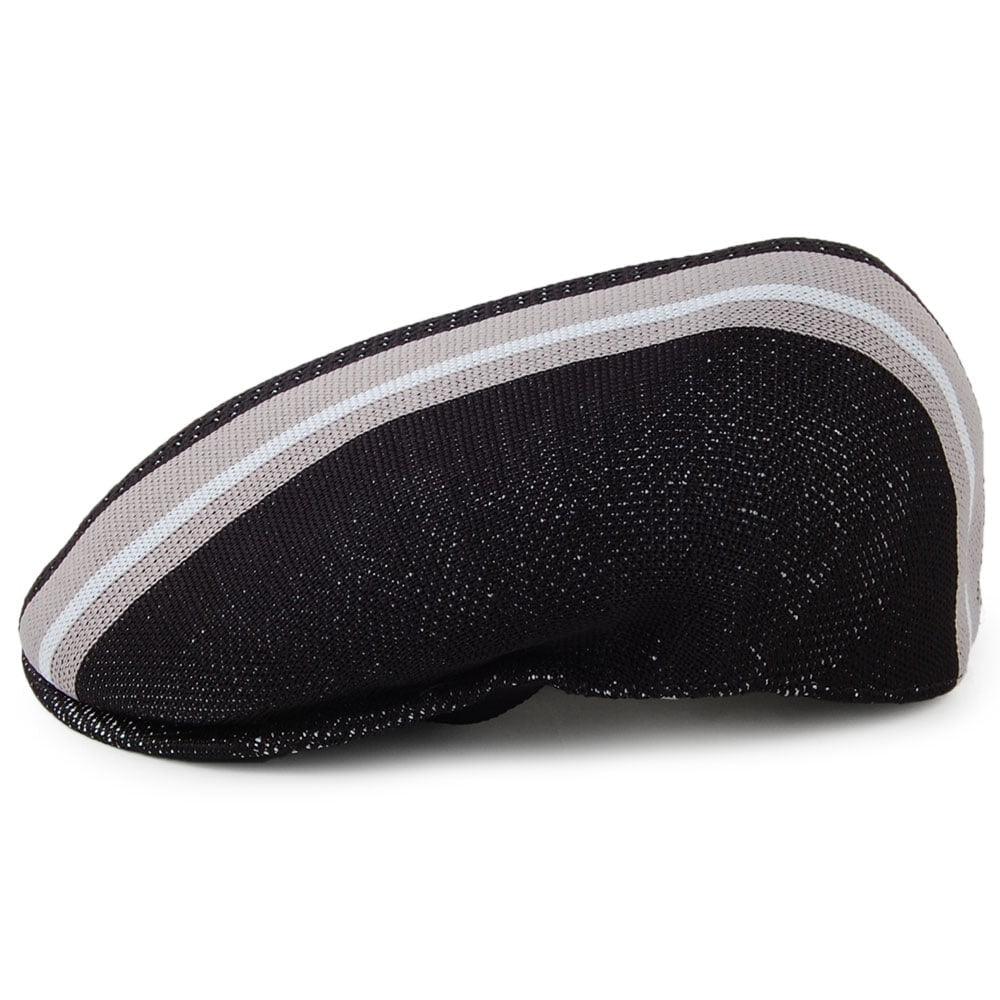 Gorra plana Vented Stripes 504 de Kangol - Negro
