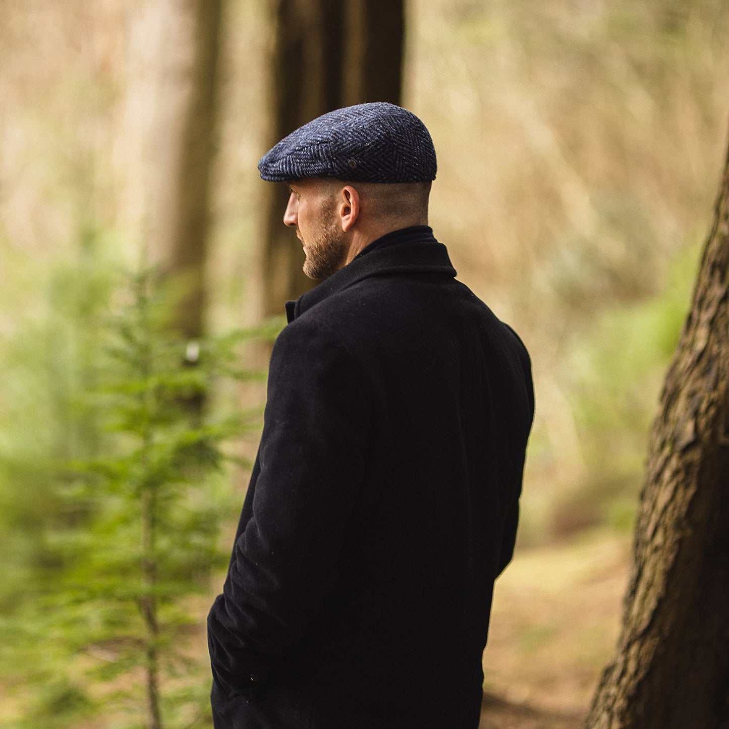 Gorra plana Dunmore de Tweed Donegal diseño de espiga de Jaxon & James - Azul Marino-Negro