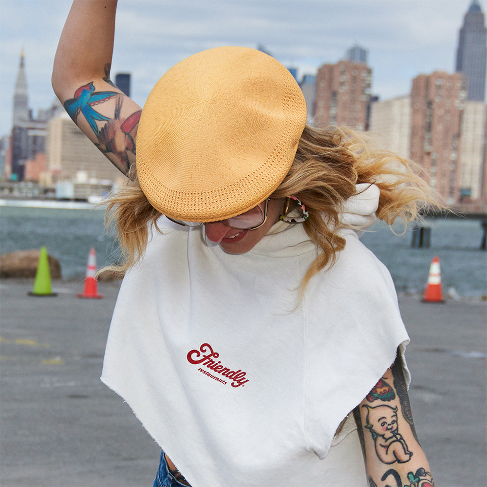 Gorra plana Tropic 504 Ventair de Kangol - Albaricoque