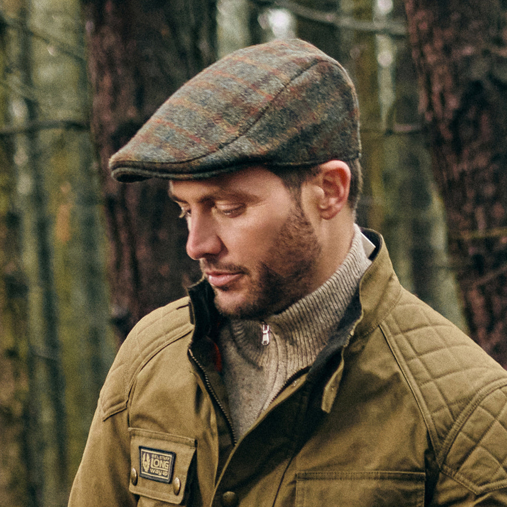 Gorra plana Oban de HARRIS TWEED a cuadros con orejeras de Failsworth - Oliva-Ladrillo