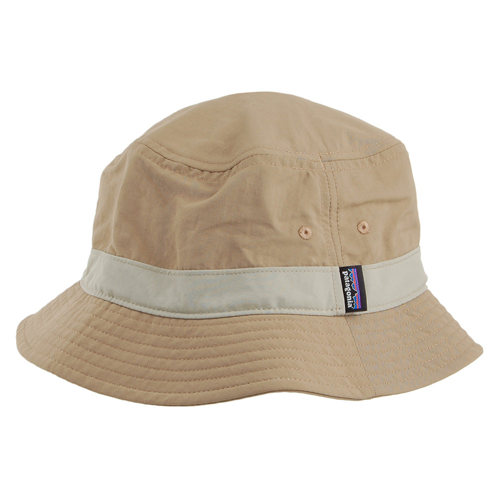 Sombrero de pescador Wavefarer repelente al agua de Patagonia - Beige Arena