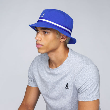 Sombrero de pescador Stripe Lahinch de Kangol - Azul
