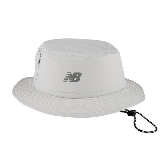 Sombrero de pescador Cargo reciclado de New Balance - Gris Claro