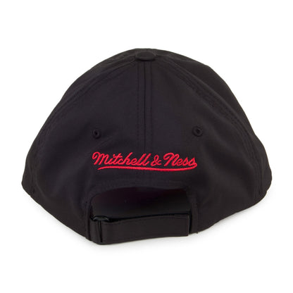 Gorra Light & Dry Chicago Bulls de Mitchell & Ness - Negro