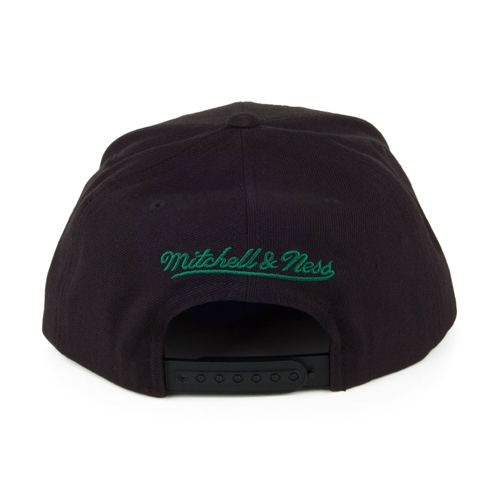 Gorra Snapback Wool Solid Boston Celtics de Mitchell & Ness - Negro