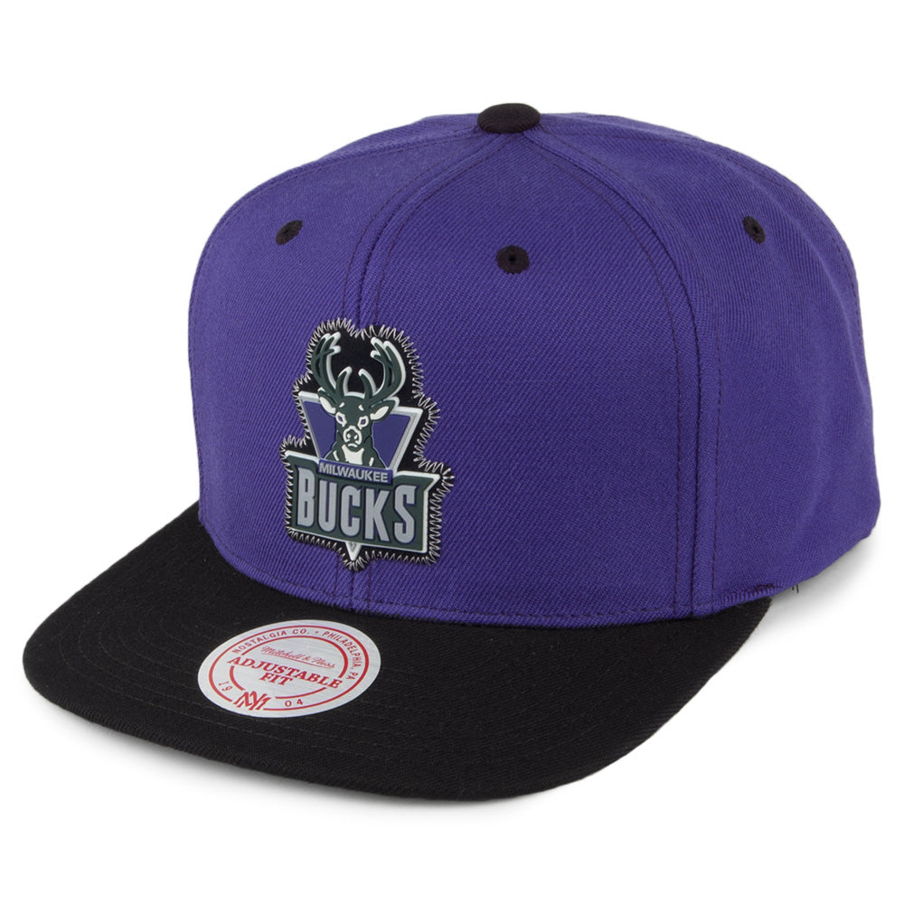 Gorra Snapback Zig Zag Milwaukee Bucks de Mitchell & Ness - Morado-Negro
