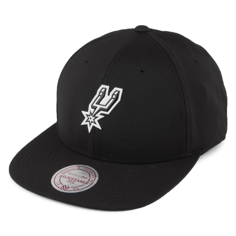 Gorra San Antonio Spurs de Mitchell & Ness - Negro