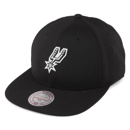 Gorra San Antonio Spurs de Mitchell & Ness - Negro