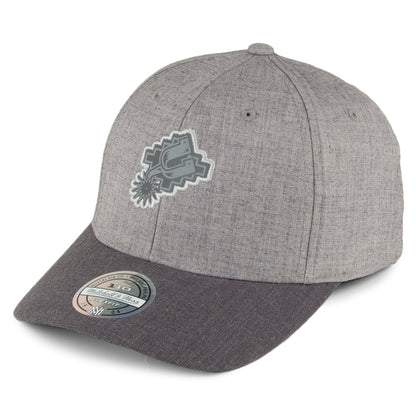 Gorra Snapback Beam 110 San Antonio Spurs de Mitchell & Ness - Gris