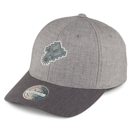 Gorra Snapback Beam 110 San Antonio Spurs de Mitchell & Ness - Gris