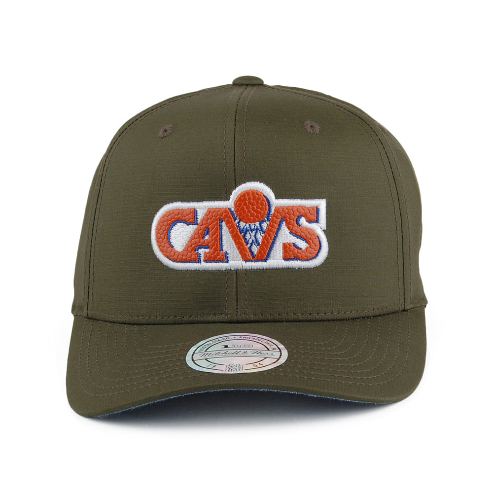 Gorra Snapback Ripstop Battle Cleveland Cavaliers de Mitchell & Ness - Verde Militar